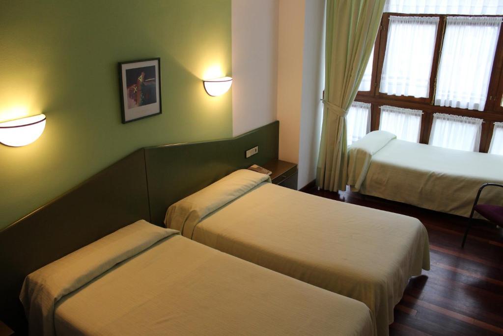 Hotel Sindika Oñate Kamer foto