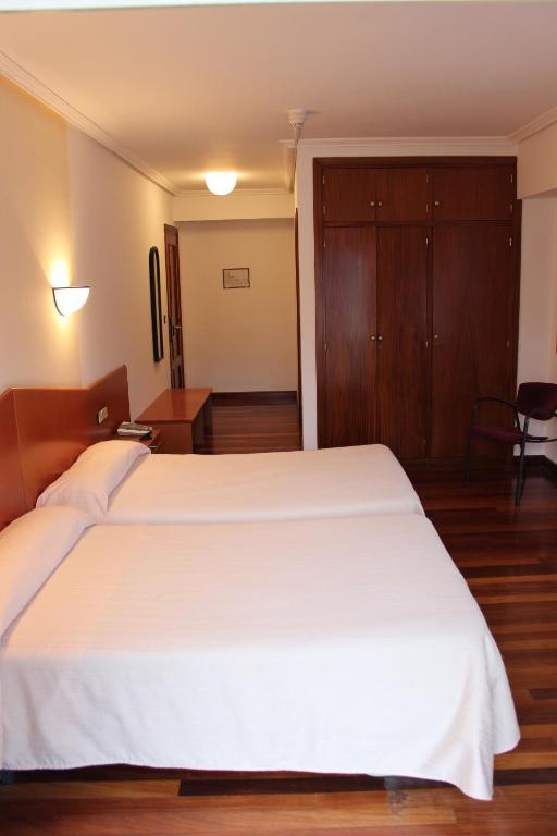 Hotel Sindika Oñate Kamer foto
